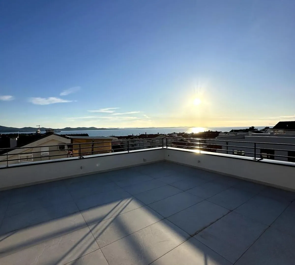 Ferienwohnung Sea And Sky Penthouse, Zadar Kroatien
